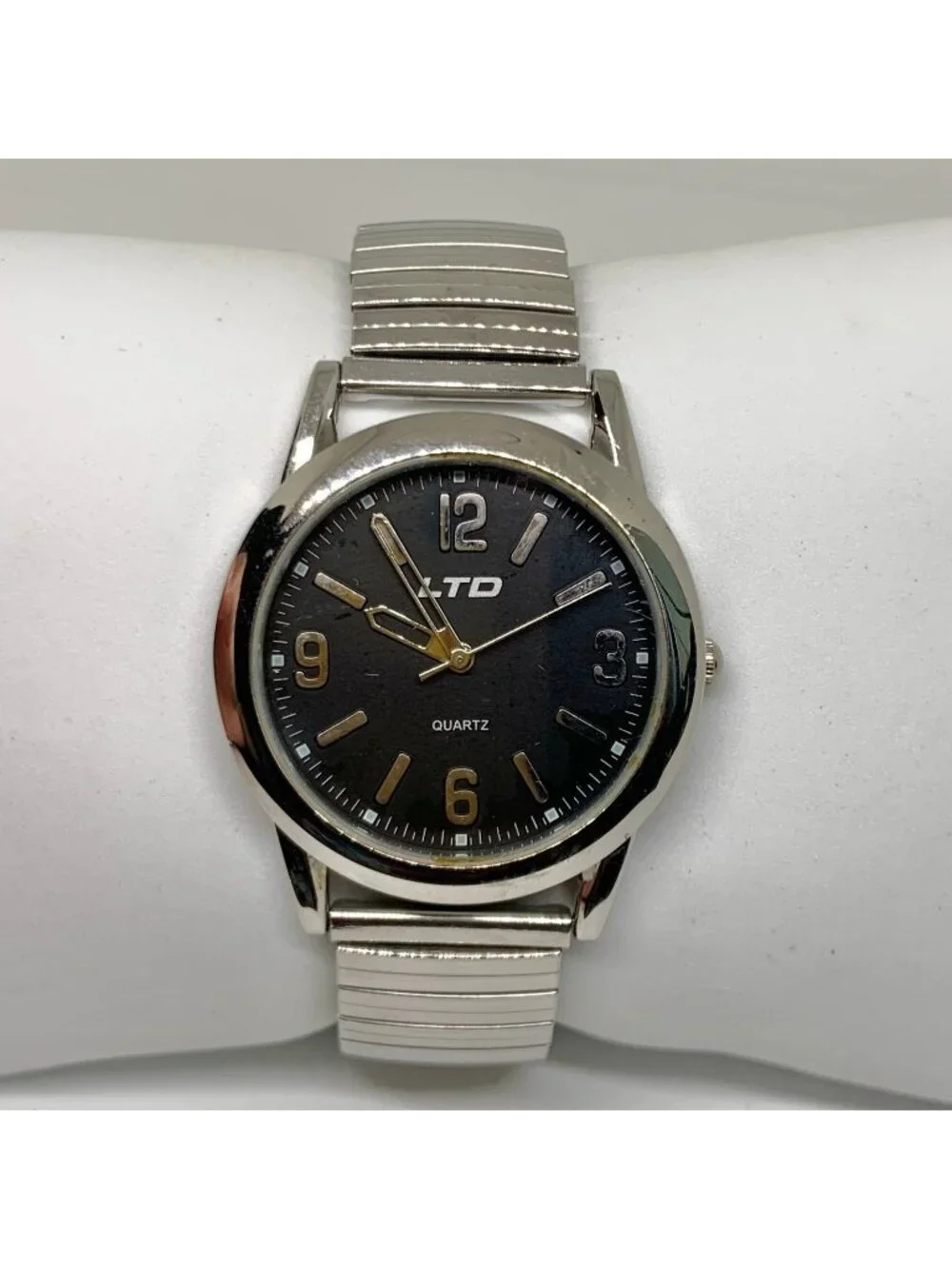 Ltd silver tone black dial quartz analog watch 35mm stretch band 6.5” running